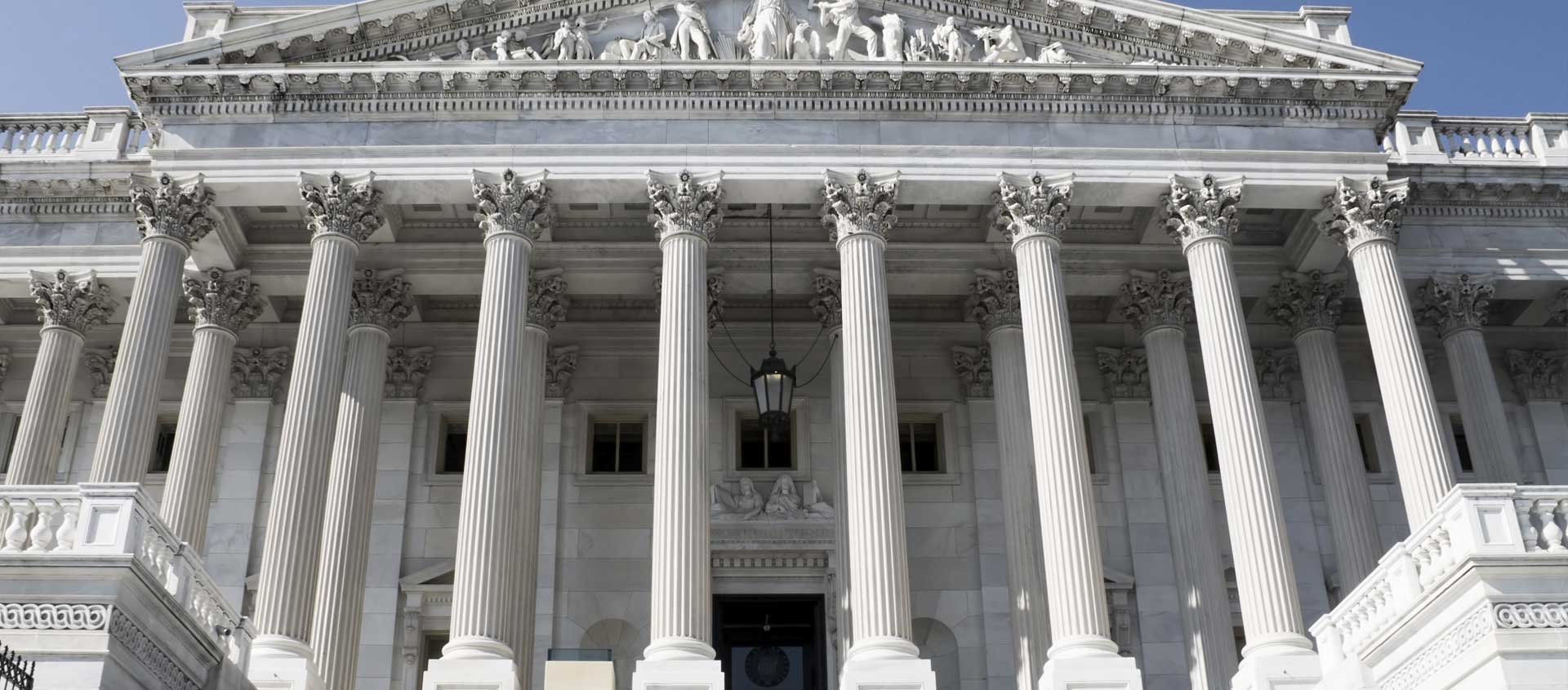 Представительство имущественных интересов юр. лиц и защита прав учредителей в Намцах
