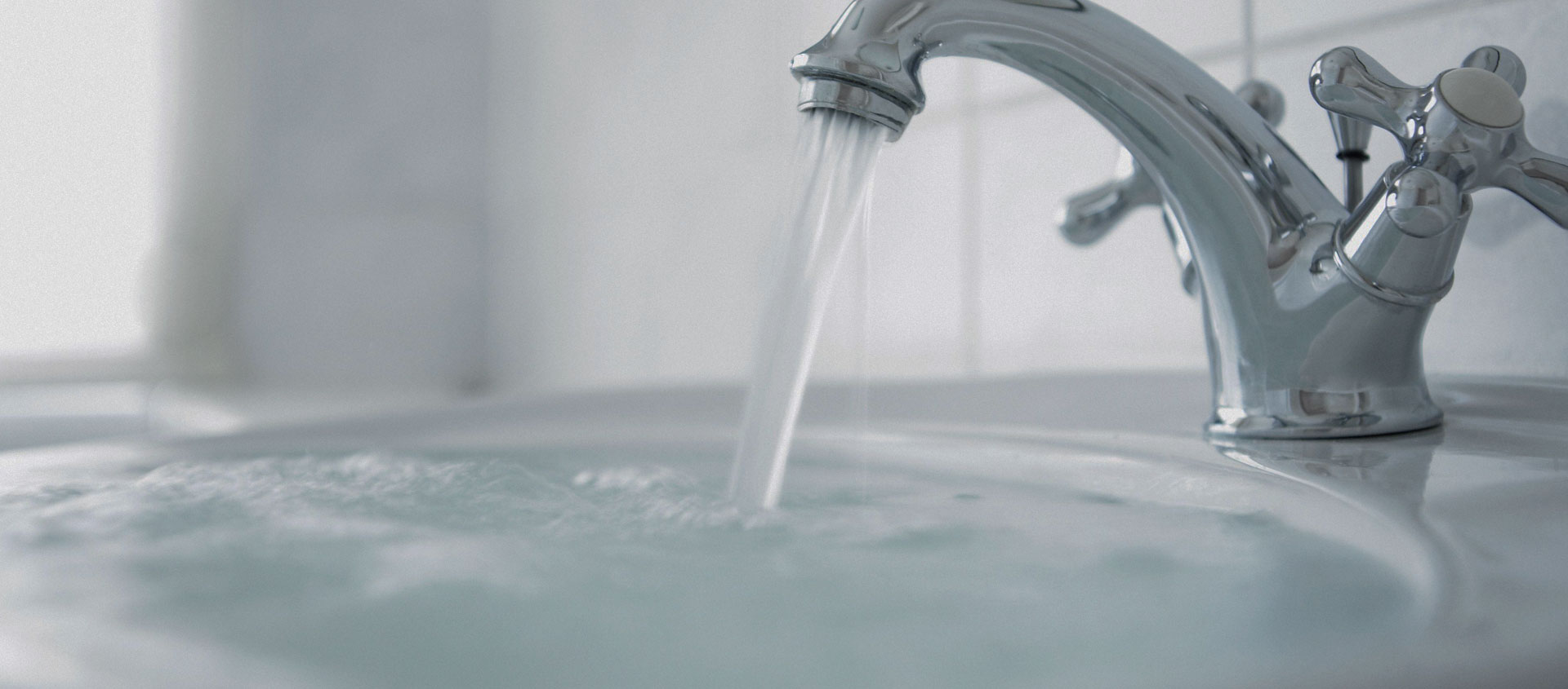 Услуги юриста при затоплении в Намцах
